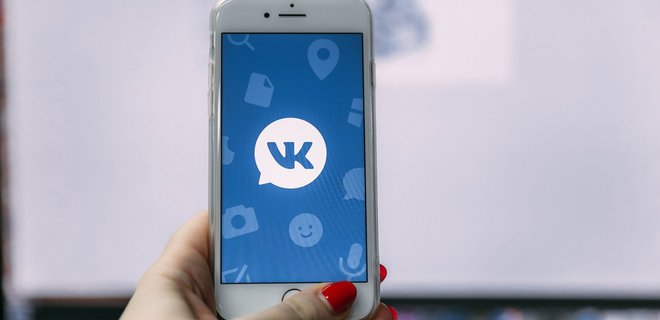 Российская соцсеть ВКонтакте сообщила о возможном дефолте - Фото