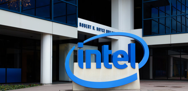 Керівнику Intel зменшать зарплату на 25%, а його команді менеджерів — на 15% - Фото