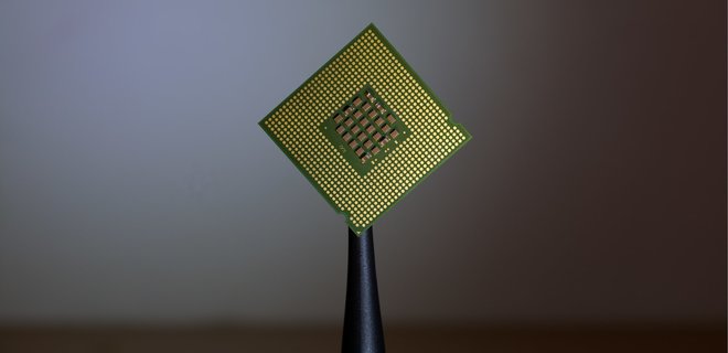 Производители компьютеров снизили спрос на тайваньские микрочипы - Фото
