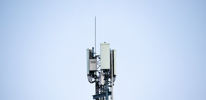 Три мобильных оператора заблокировали доступ к своим сетям из России и Беларуси - Фото