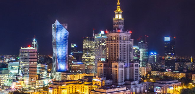 Какие приложения стоит скачать в Польше: жилье, маркеты, доставка - Фото