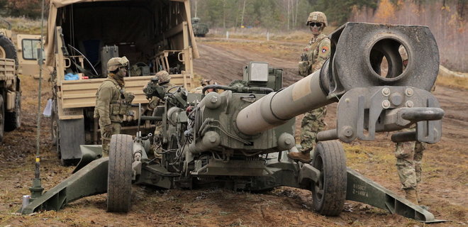 Британия хочет возобновить производство гаубиц M777 после успеха оружия на войне в Украине - Фото