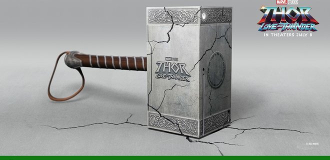 Microsoft показала Xbox в виде молота Тора - Фото