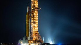 NASA доставила місячну ракету на стартовий майданчик космодрому Кеннеді – фото
