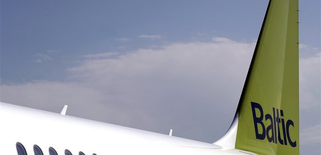 Латвийская авиакомпания запустит Starlink на своих самолетах, интернет будет бесплатным - Фото
