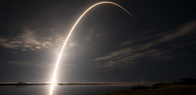 Ракета Falcon 9 осуществила 200-й запуск – вывела еще 53 спутника Starlink - Фото