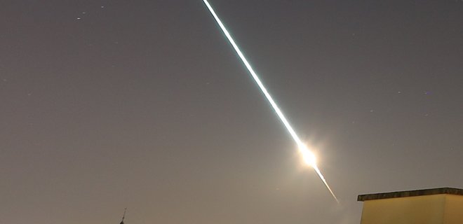 Над Ла-Маншем при входе в атмосферу взорвался метеороид – видео - Фото
