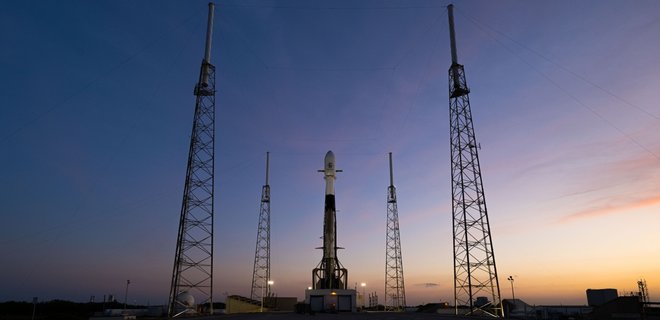 SpaceX запустила две миссии в космос за один день – фото, видео - Фото