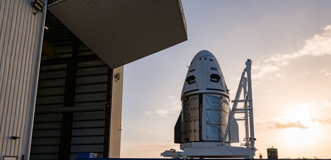 SpaceX и NASA запустят корабль Dragon к МКС 27 февраля, показали фото с космодрома - Фото
