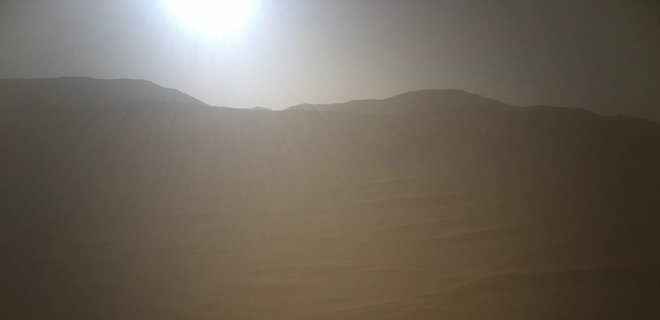 Марсианский вертолет снял закат Солнца на Марсе – фото - Фото