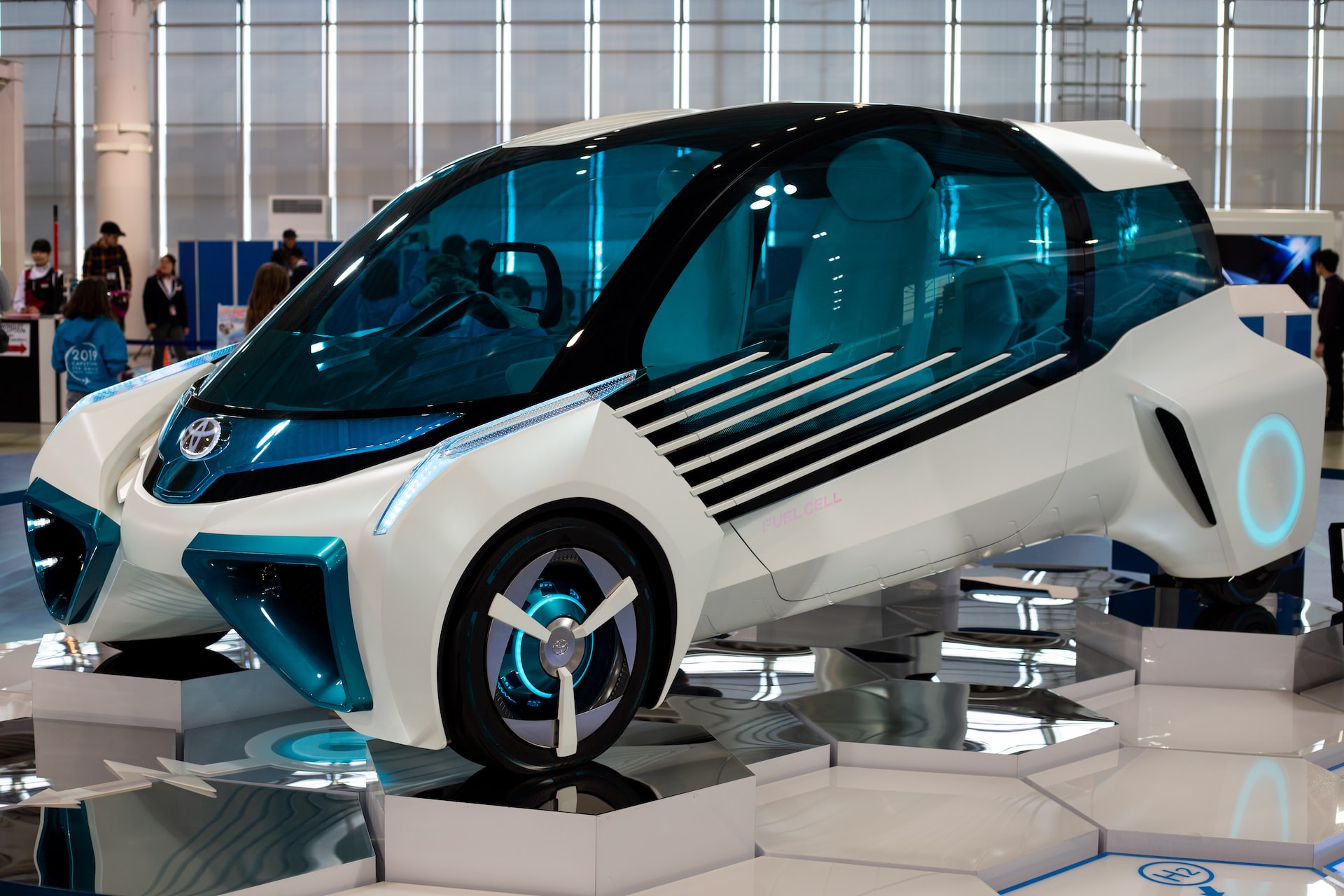 Водородные авто – транспорт будущего, но пока их мало. В чем их недостатки и что в Украине - Фото