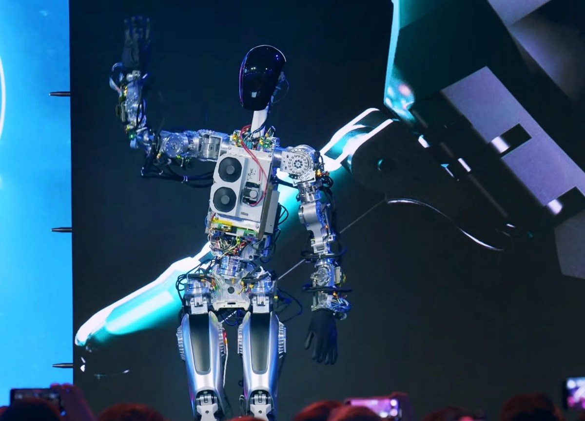 Роботы получат ИИ – это сделает их более человечными. Поможет ChatGPT - Фото