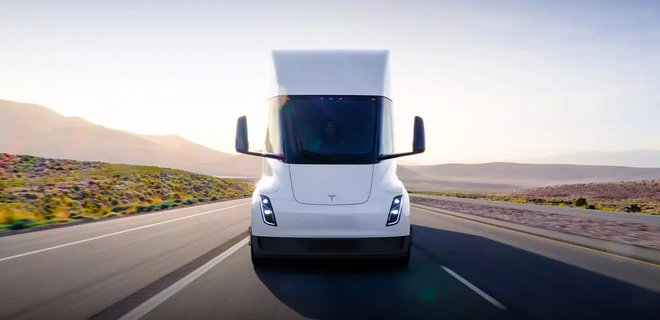 Tesla відкликає 35 проданих електровантажівок Tesla Semi через проблеми з гальмами - Фото