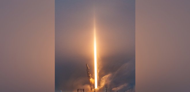 SpaceX показала, як проходив запуск супутників для Космічних сил США — відео - Фото
