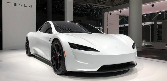 Tesla вчетверте перенесла випуск реактивних автомобілей. Будуть у 2024 році - Фото