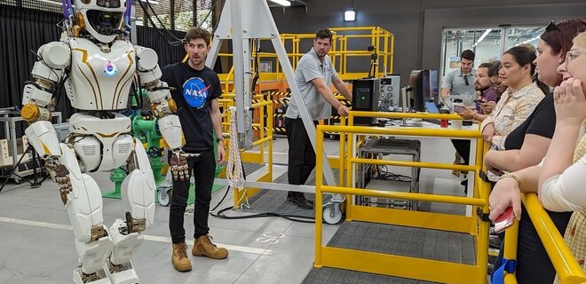 Людиноподібного робота NASA Valkyrie тестують в Австралії. Це потрібно для місій на Місяць - Фото