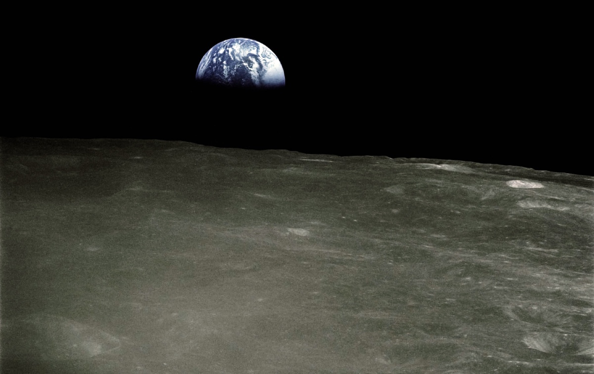 Вчені готуються до освоєння Місяця – шукають воду та місця для баз. Як це буде - Фото